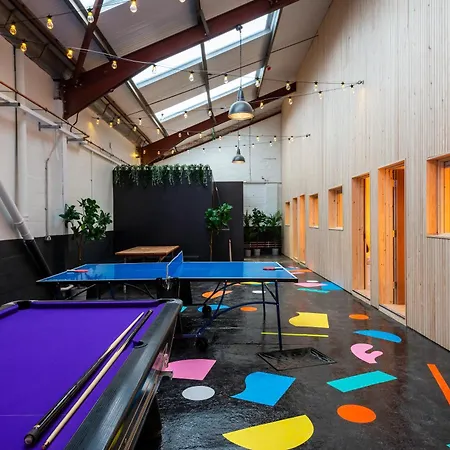 Coalshed Hotel *