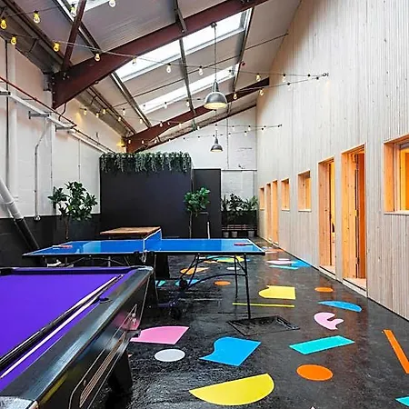 Coalshed 2* Bristol