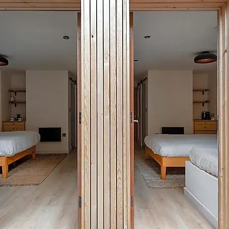 Coalshed Otel 2*